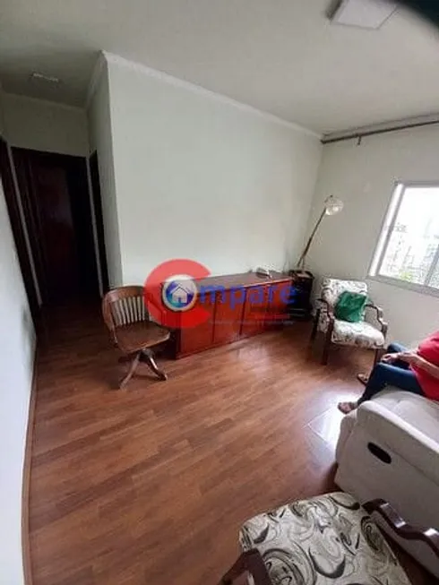 Foto 1 de Apartamento com 2 Quartos para alugar, 52m² em Vila Camargos, Guarulhos