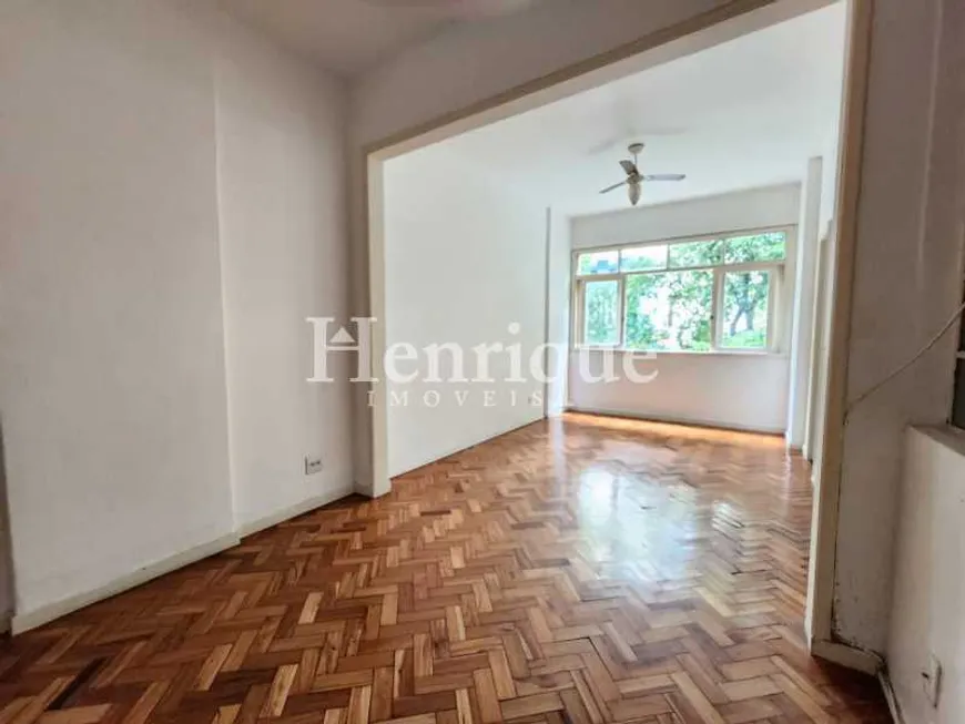 Foto 1 de Kitnet com 1 Quarto à venda, 32m² em Botafogo, Rio de Janeiro