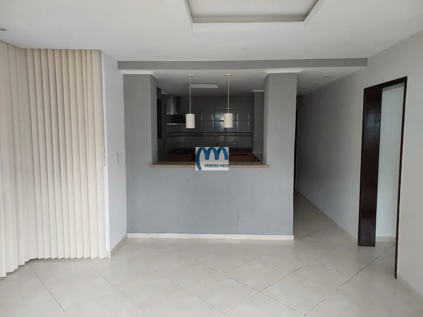 Foto 1 de Casa com 3 Quartos à venda, 117m² em Arsenal, São Gonçalo