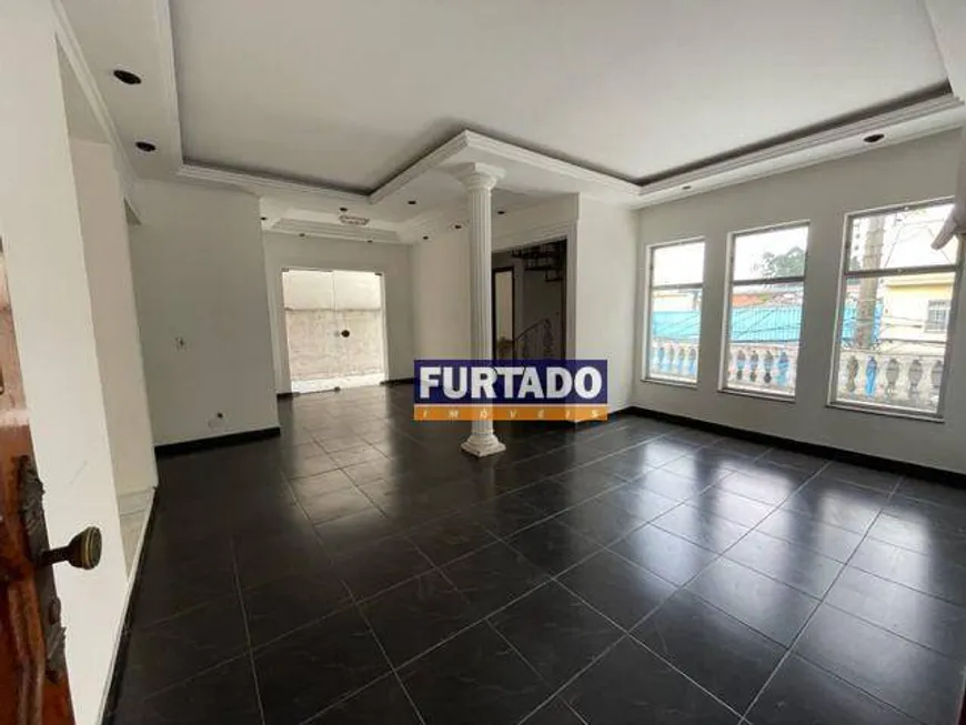 Foto 1 de Sobrado com 4 Quartos para alugar, 180m² em Campestre, Santo André