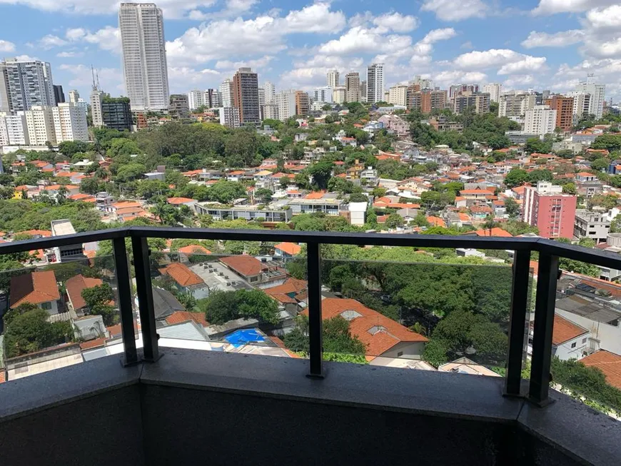 Foto 1 de Apartamento com 4 Quartos à venda, 280m² em Vila Madalena, São Paulo