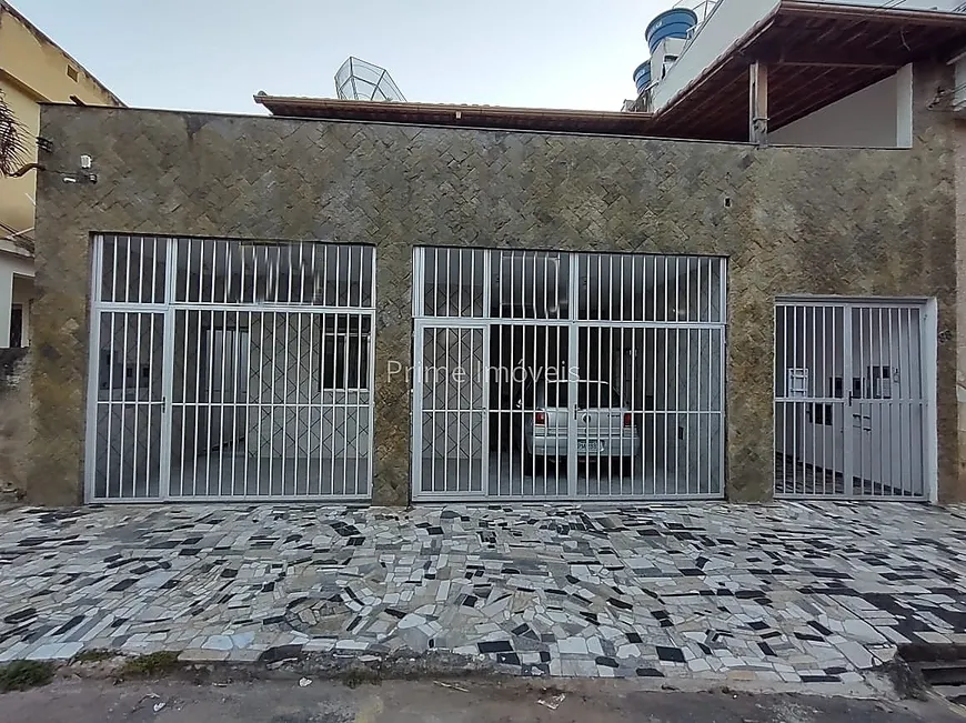 Foto 1 de Casa com 3 Quartos à venda, 110m² em São Mateus, Juiz de Fora