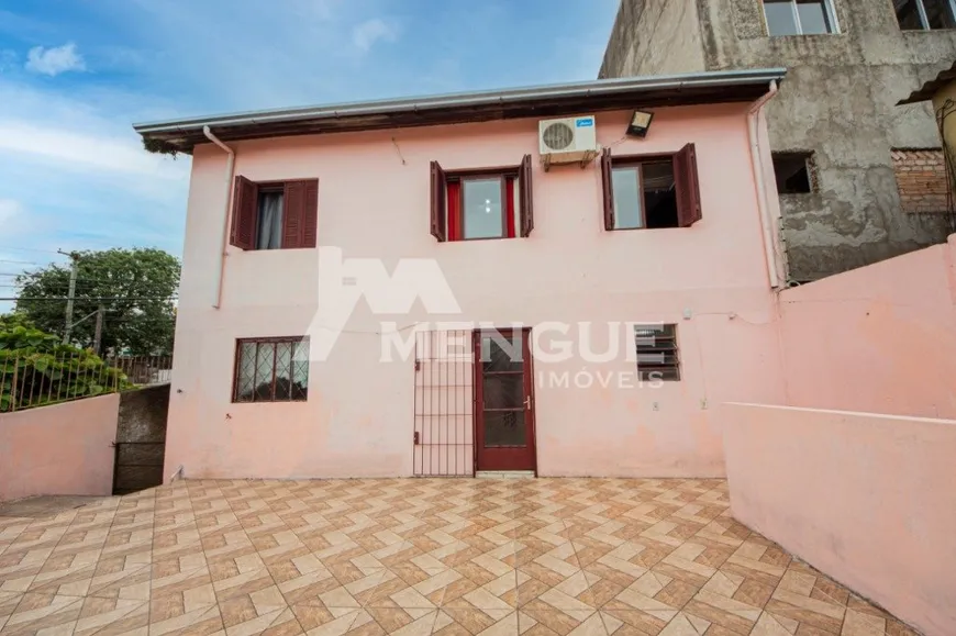 Foto 1 de Casa com 5 Quartos à venda, 200m² em Passo das Pedras, Porto Alegre