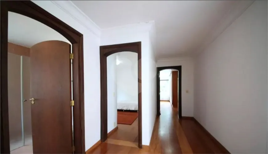 Foto 1 de Casa com 4 Quartos para venda ou aluguel, 365m² em Alto Da Boa Vista, São Paulo