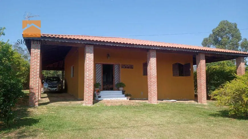 Foto 1 de Fazenda/Sítio com 3 Quartos à venda, 125m² em , Capela do Alto