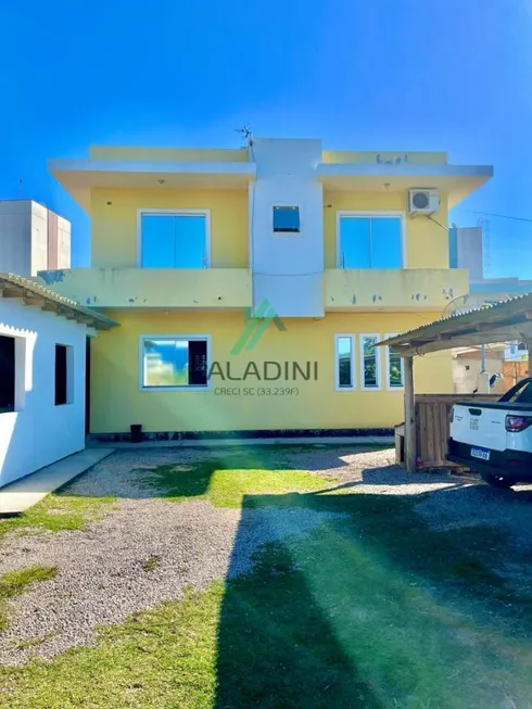 Foto 1 de Casa com 3 Quartos à venda, 240m² em Nova Brasília, Imbituba
