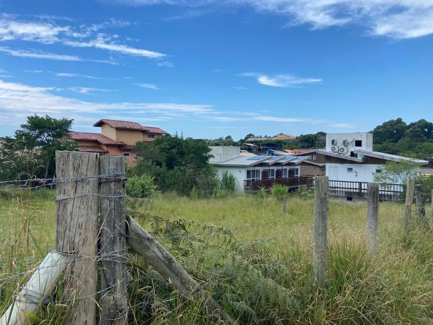 Foto 1 de Lote/Terreno à venda, 968m² em Praia do Rosa, Imbituba