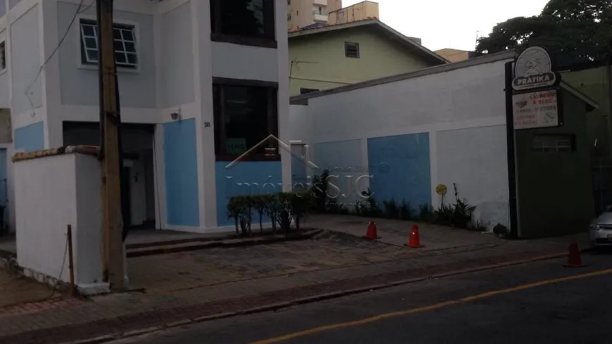 Foto 1 de Galpão/Depósito/Armazém à venda, 318m² em Vila Guaianazes, São José dos Campos