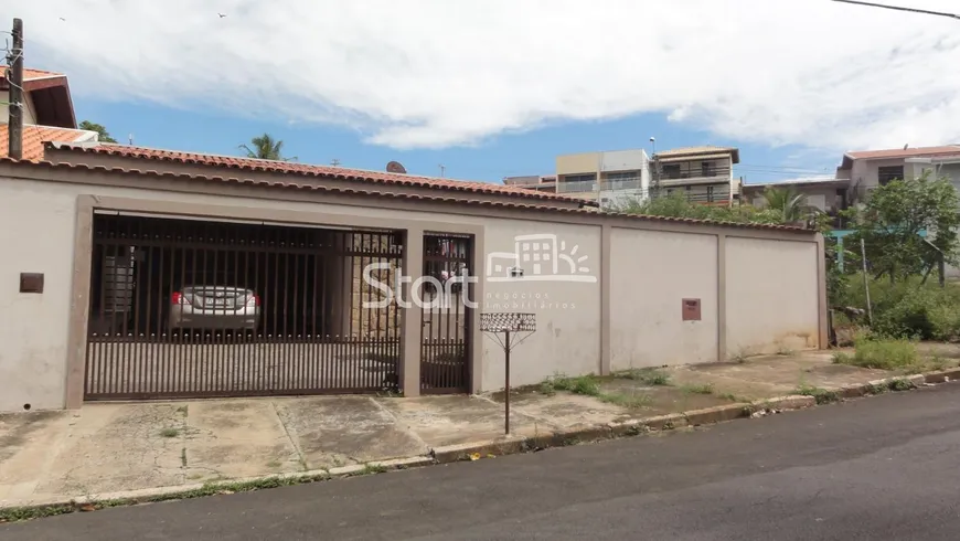 Foto 1 de Casa com 3 Quartos à venda, 176m² em Parque Jambeiro, Campinas