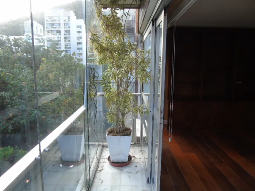 Foto 1 de Apartamento com 2 Quartos à venda, 138m² em Gávea, Rio de Janeiro