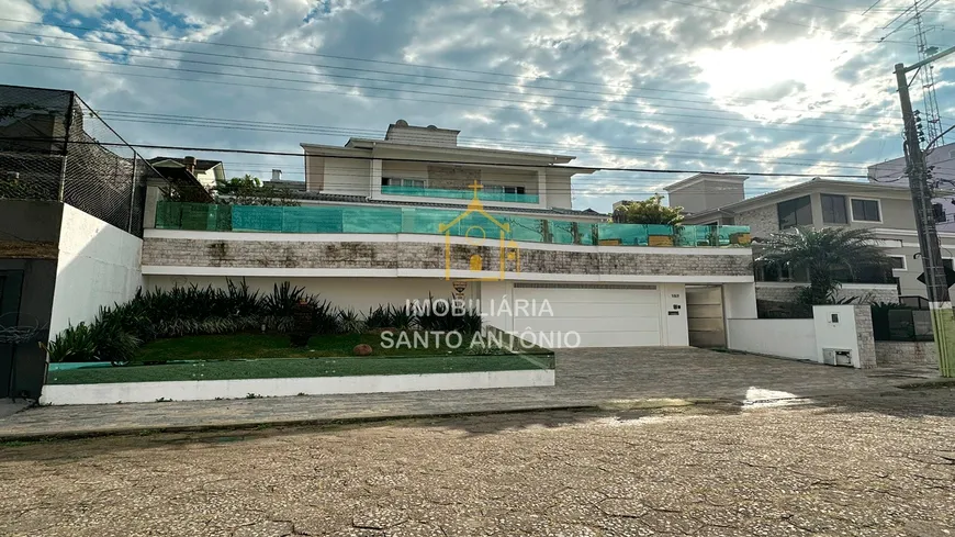 Foto 1 de Casa com 4 Quartos à venda, 450m² em Joao Paulo, Florianópolis