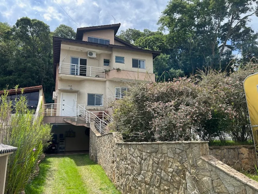 Foto 1 de Casa de Condomínio com 4 Quartos à venda, 300m² em Arua, Mogi das Cruzes