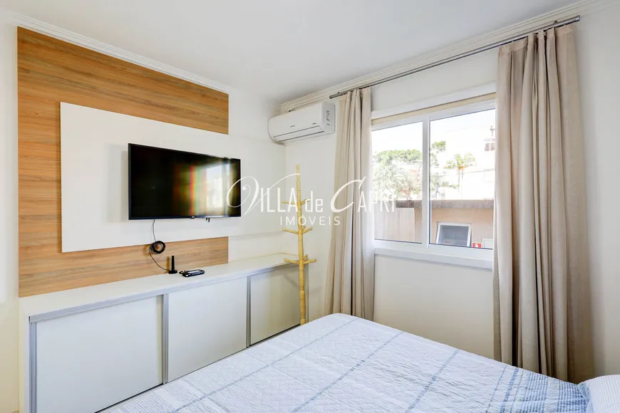 Foto 1 de Apartamento com 3 Quartos à venda, 75m² em Uberaba, Curitiba