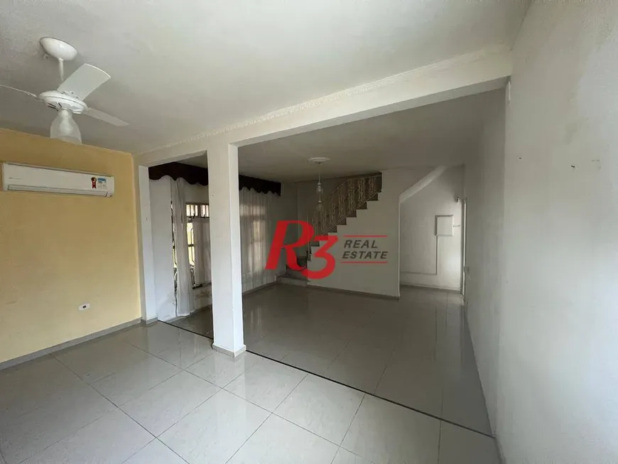 Foto 1 de Sobrado com 3 Quartos à venda, 120m² em Vila Voturua, São Vicente