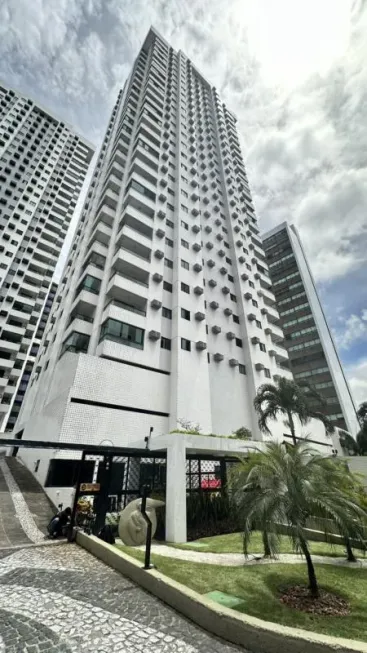 Foto 1 de Apartamento com 3 Quartos para alugar, 82m² em Encruzilhada, Recife