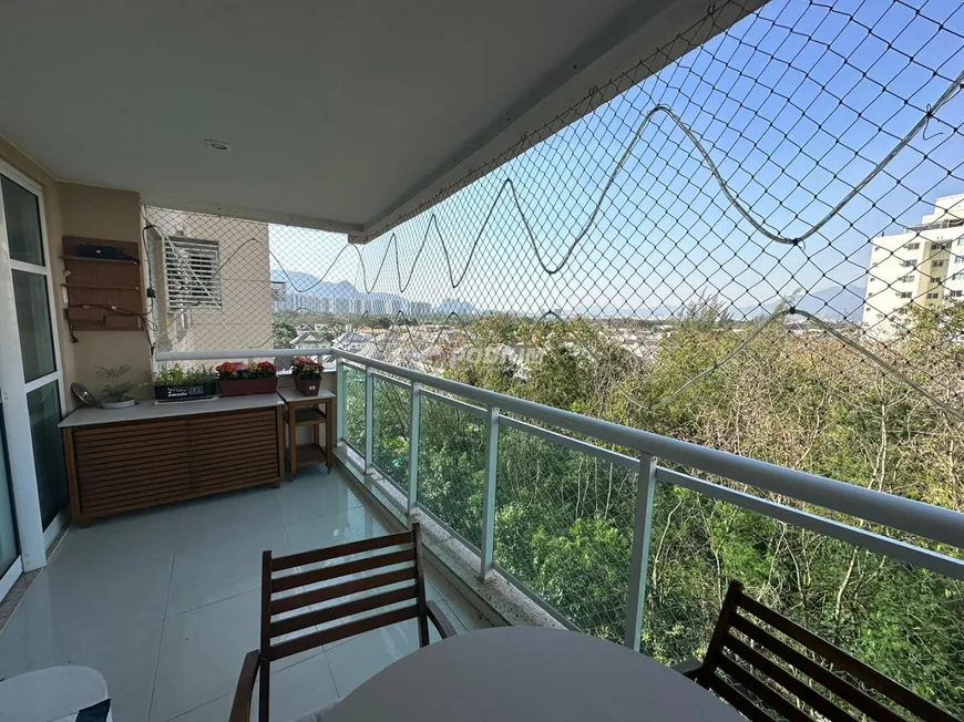 Foto 1 de Apartamento com 4 Quartos à venda, 106m² em Barra da Tijuca, Rio de Janeiro