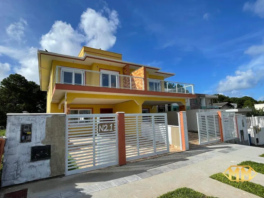 Foto 1 de Casa com 3 Quartos à venda, 190m² em Ingleses do Rio Vermelho, Florianópolis