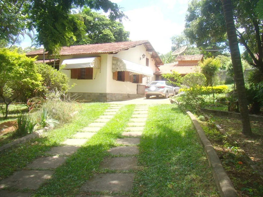 Foto 1 de Fazenda/Sítio com 3 Quartos à venda, 250m² em Boa Vista, Juatuba