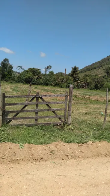 Foto 1 de Lote/Terreno à venda, 1714m² em Pinhão, Tanguá