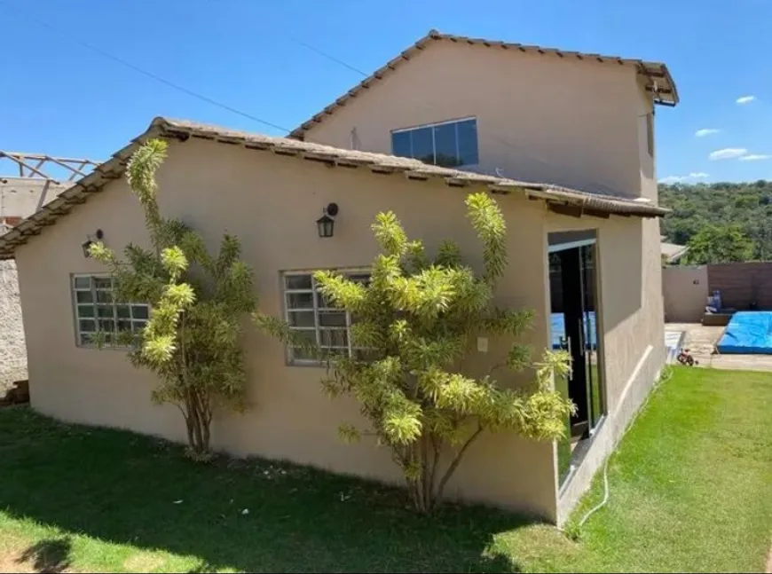 Foto 1 de Fazenda/Sítio com 3 Quartos à venda, 1400m² em Ipanema das Pedras, Sorocaba