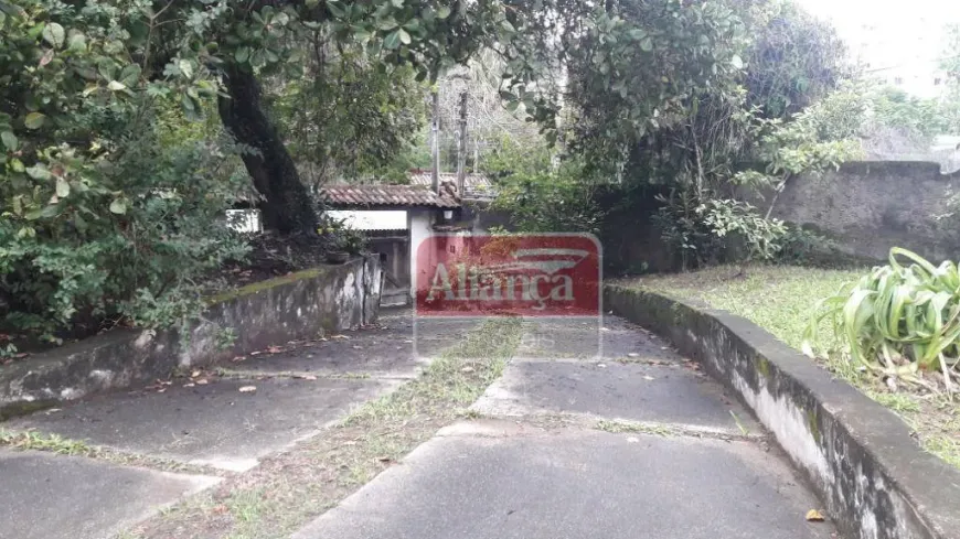 Foto 1 de Casa com 5 Quartos à venda, 300m² em Maceió, Niterói