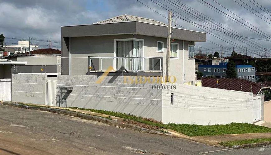 Foto 1 de Sobrado com 3 Quartos à venda, 120m² em SAO GABRIEL, Colombo