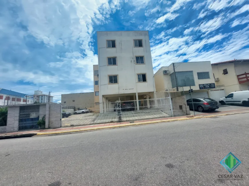 Foto 1 de Apartamento com 2 Quartos à venda, 59m² em Estreito, Florianópolis