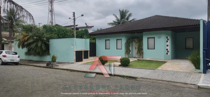 Foto 1 de Casa com 4 Quartos à venda, 600m² em Balneário Praia do Pernambuco, Guarujá