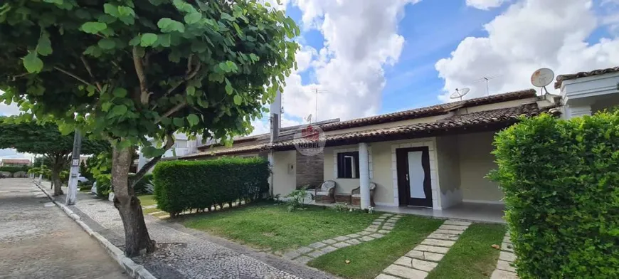 Foto 1 de Casa de Condomínio com 3 Quartos à venda, 303m² em Santa Mônica, Feira de Santana