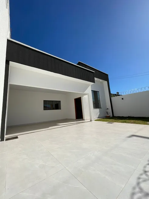 Foto 1 de Casa com 3 Quartos à venda, 200m² em Residencial Fidélis, Goiânia