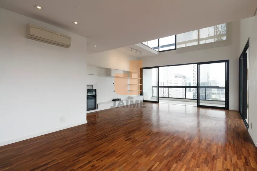 Foto 1 de Apartamento com 2 Quartos à venda, 172m² em Vila Olímpia, São Paulo
