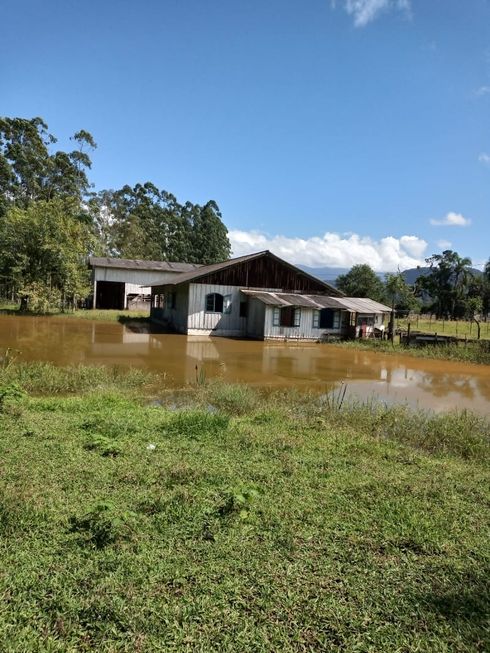 LOCAIS PARA FESTAS EM SCHROEDER SC