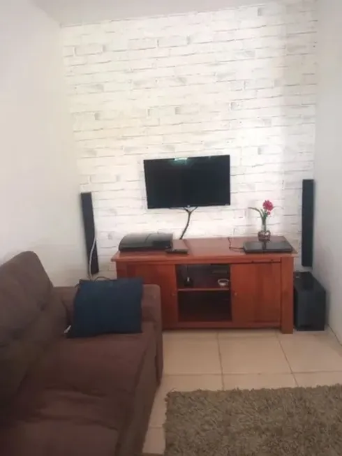 Foto 1 de Casa com 2 Quartos para venda ou aluguel, 80m² em , Simões Filho