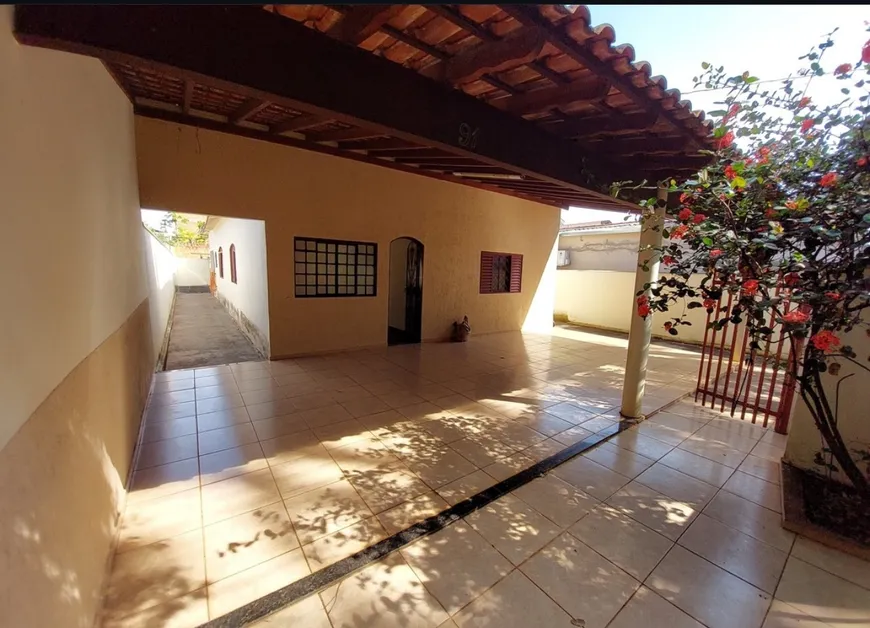 Foto 1 de Casa com 3 Quartos à venda, 120m² em Casa Amarela, Recife