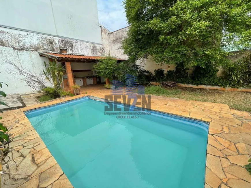 Foto 1 de Casa com 3 Quartos à venda, 305m² em Vila Nova Santa Clara, Bauru