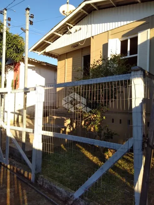 Foto 1 de Casa com 2 Quartos à venda, 45m² em Morada Da Colina, Guaíba