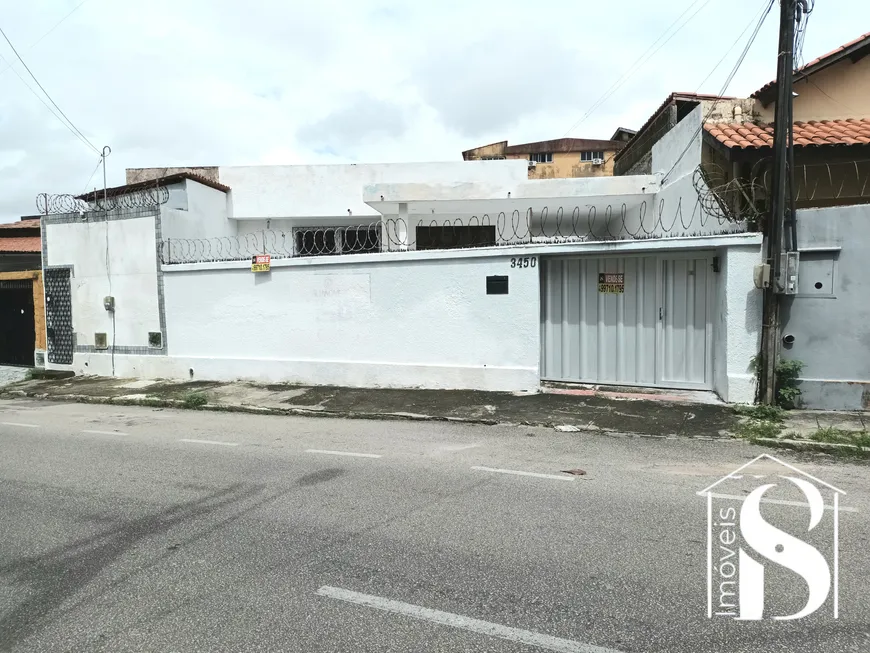 Foto 1 de Casa com 4 Quartos à venda, 279m² em Dionísio Torres, Fortaleza