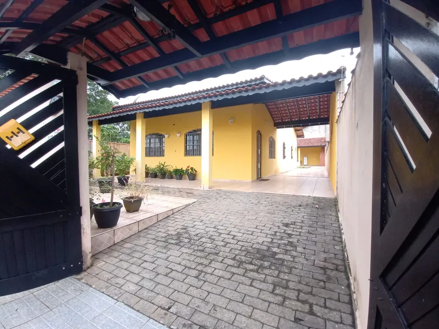 Foto 1 de Casa com 4 Quartos à venda, 185m² em Cibratel II, Itanhaém