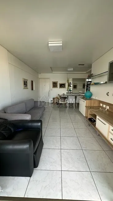 Foto 1 de Apartamento com 4 Quartos à venda, 125m² em Madalena, Recife