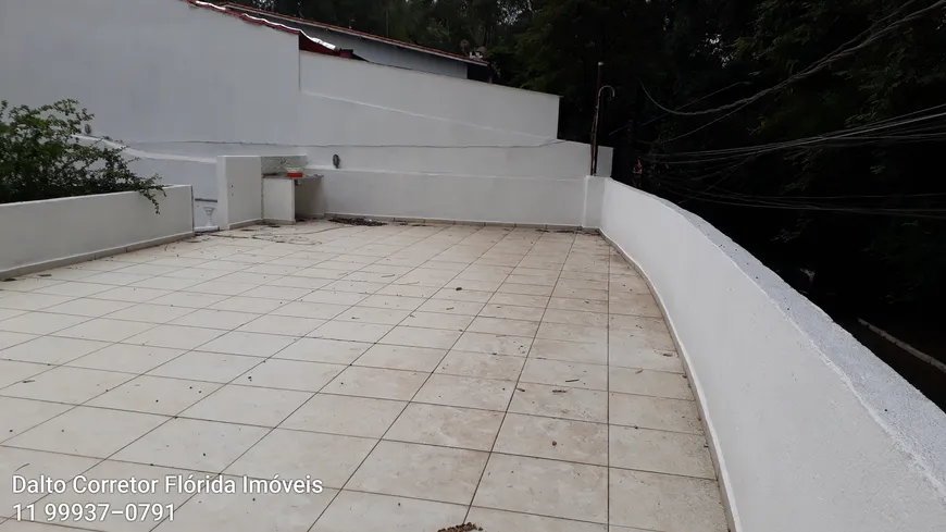 Foto 1 de Casa com 3 Quartos para alugar, 100m² em Jardim Peri-Peri, São Paulo