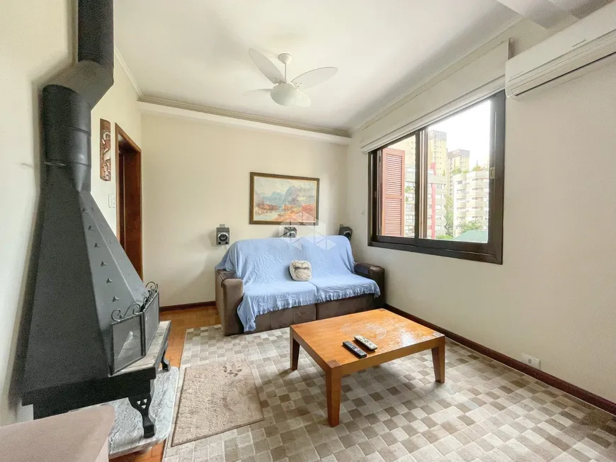 Foto 1 de Apartamento com 2 Quartos à venda, 95m² em Menino Deus, Porto Alegre