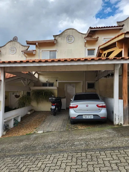 Foto 1 de Casa com 3 Quartos para alugar, 90m² em Parque Rincao, Cotia