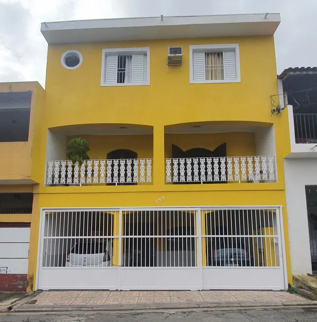 Foto 1 de Casa com 6 Quartos à venda, 160m² em Jardim Itatiaia, São Paulo