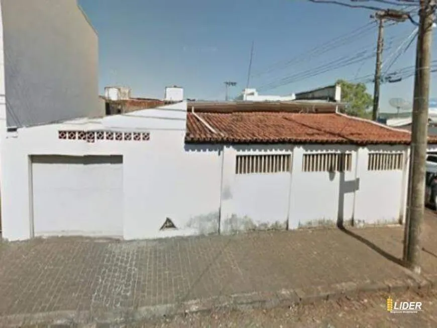 Foto 1 de Casa com 2 Quartos à venda, 120m² em Nossa Senhora Aparecida, Uberlândia