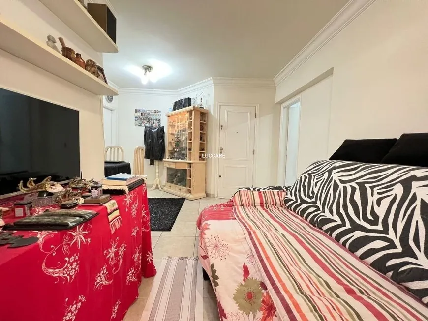 Foto 1 de Apartamento com 3 Quartos à venda, 75m² em Gonzaga, Santos