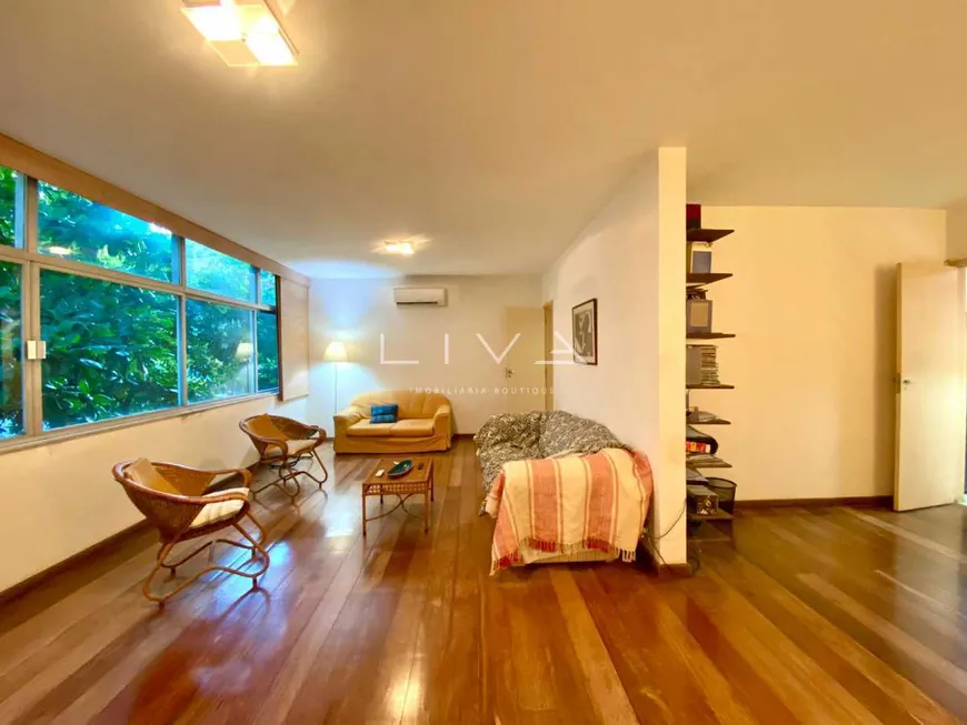 Foto 1 de Apartamento com 3 Quartos à venda, 130m² em Ipanema, Rio de Janeiro