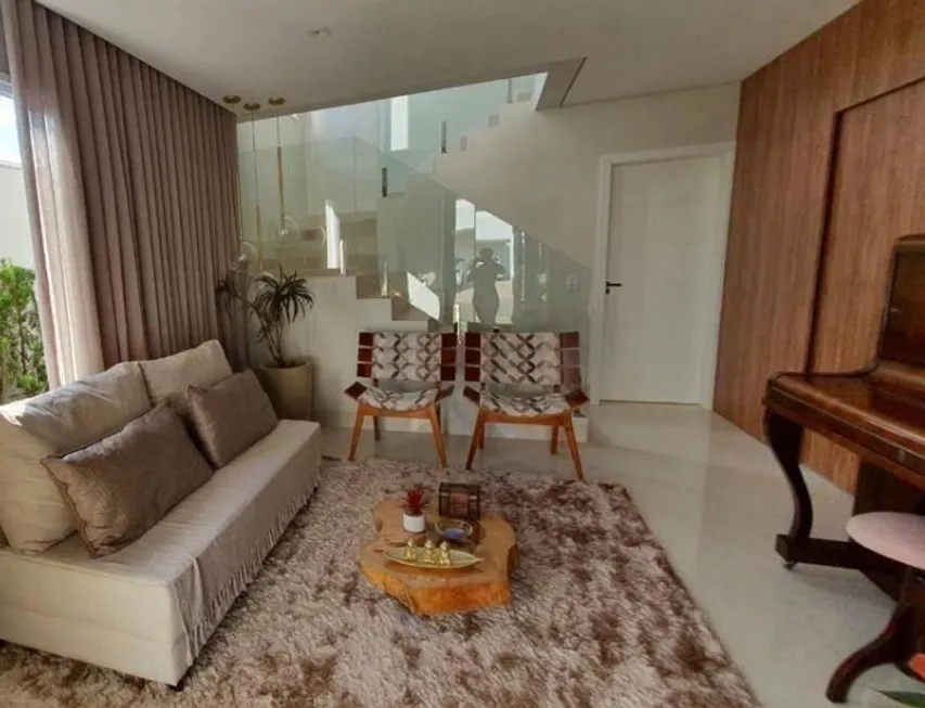 Foto 1 de Casa com 3 Quartos à venda, 140m² em Jardim das Cerejeiras, Arujá