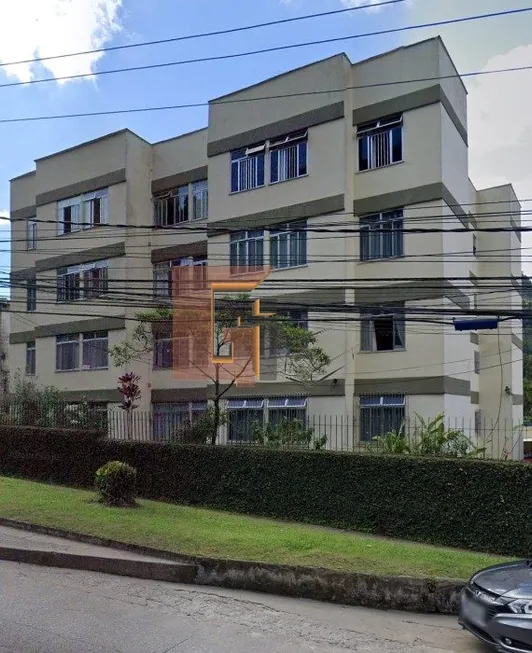 Foto 1 de Apartamento com 3 Quartos à venda, 70m² em Quitandinha, Petrópolis