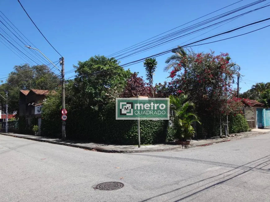 Foto 1 de Casa com 7 Quartos à venda, 200m² em Balneário Remanso, Rio das Ostras