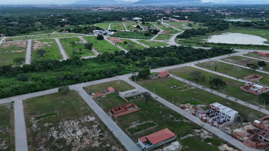 Foto 1 de Lote/Terreno com 1 Quarto à venda, 250m² em Jardim Icarai, Caucaia